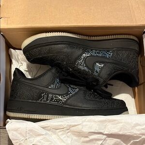 Nike Black Graphic Sneakers